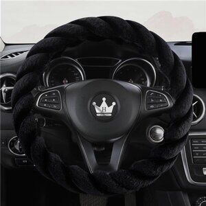Luxury Fluffy Winter Car Steering Wheel Cover for Women Soft Warm Plush Cute